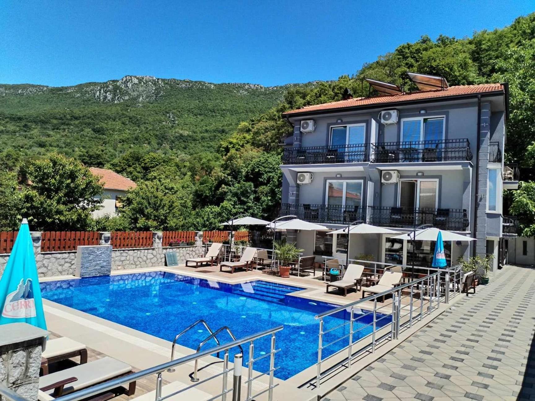 Villa Mimi Peštani 外观 照片