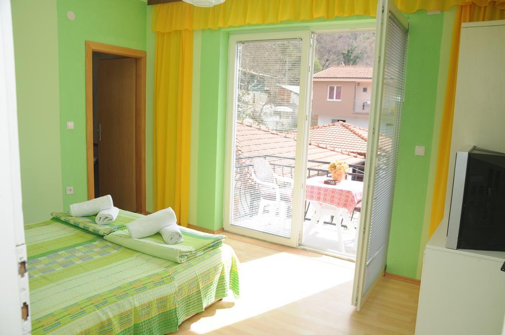 Villa Mimi Peštani 外观 照片